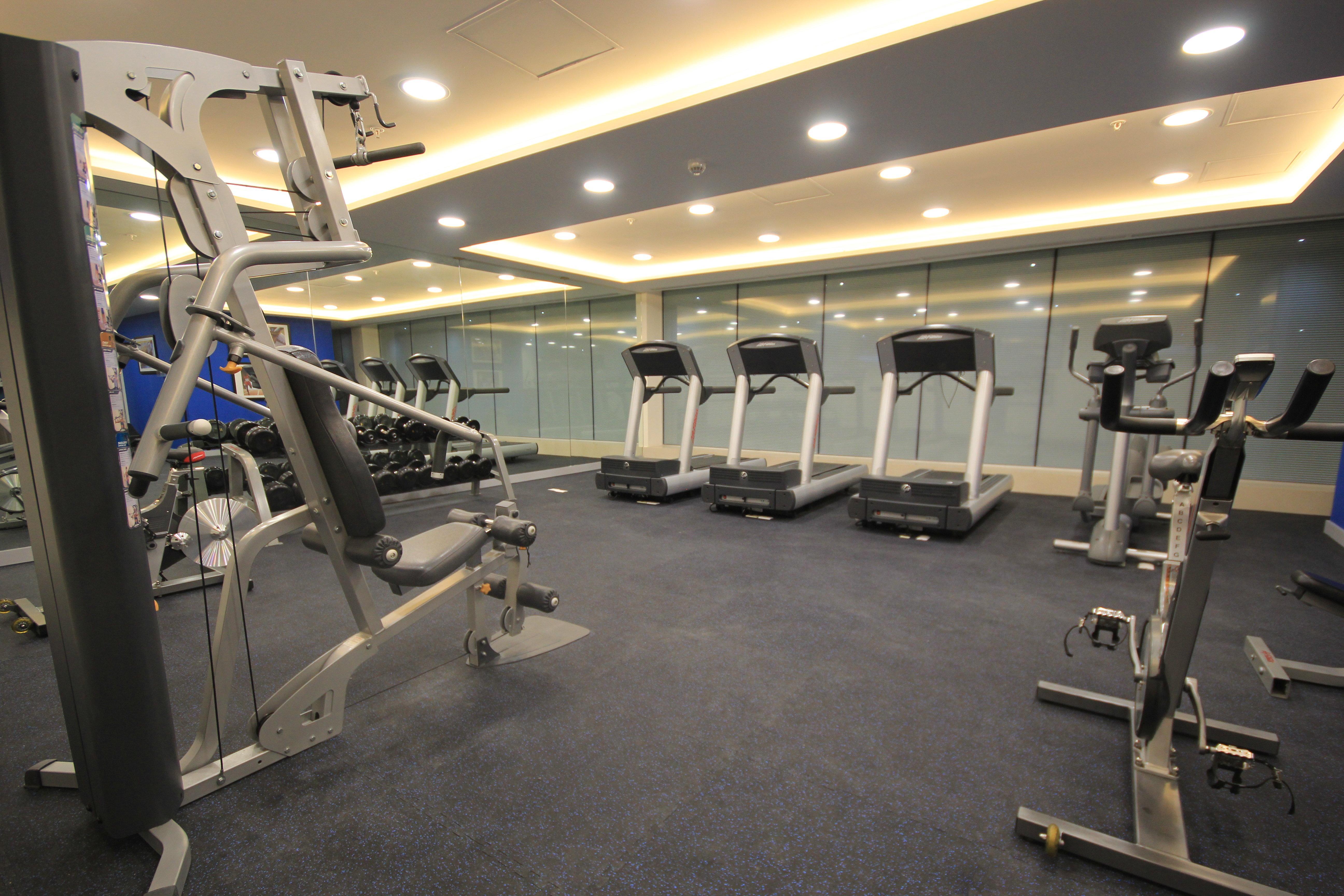 Holiday Inn & Suites Plaza Mayor By Ihg Leon Bagian luar foto