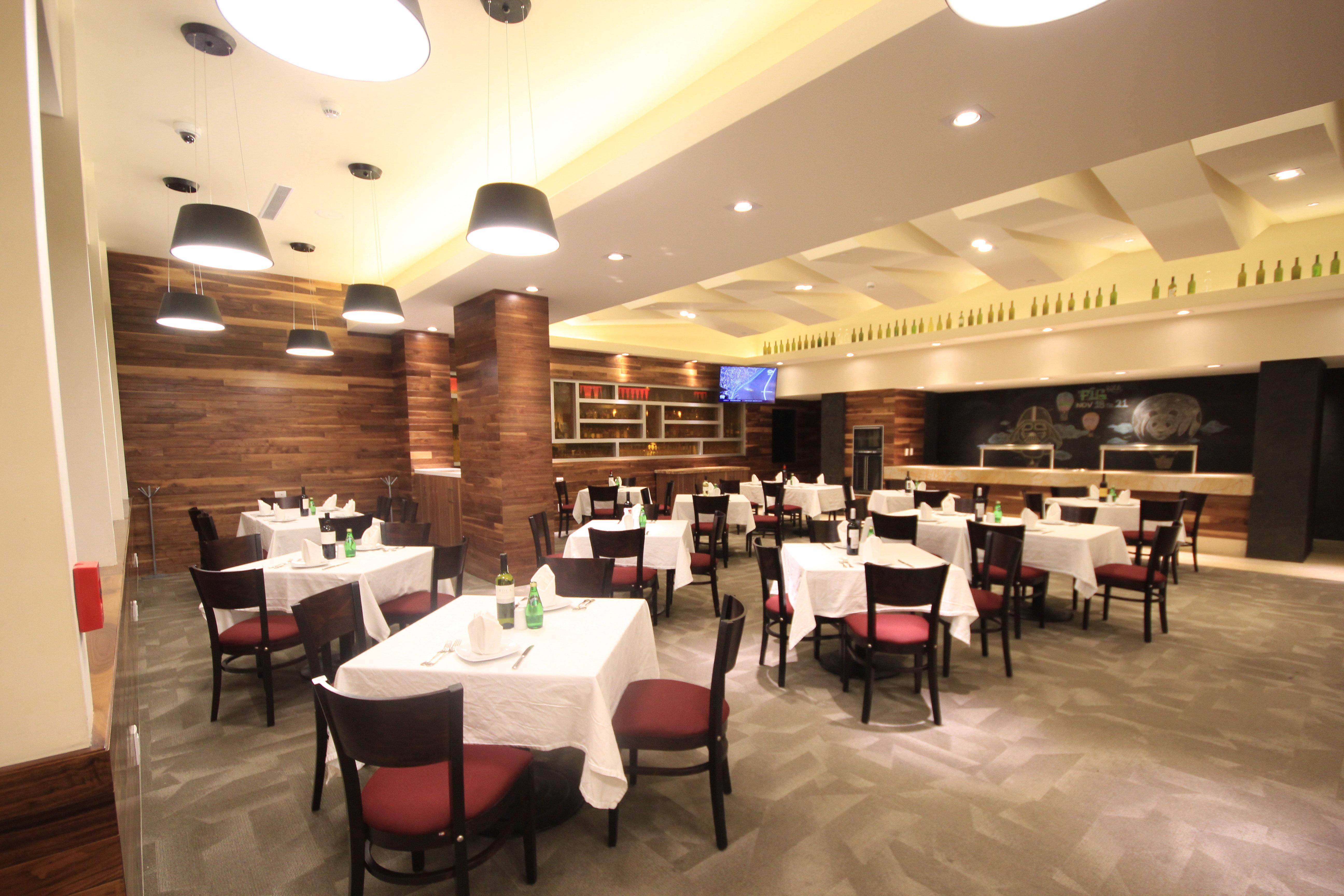 Holiday Inn & Suites Plaza Mayor By Ihg Leon Bagian luar foto